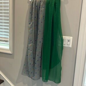 Gray and green polka dot scarf